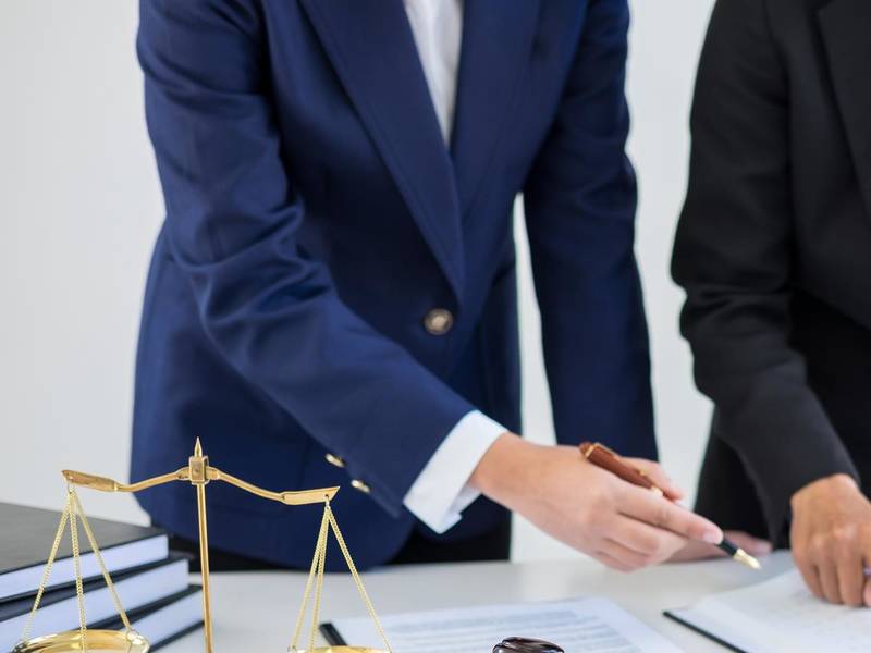 上海企業債務律師視角下公司欠款能否執行法人的深度剖析